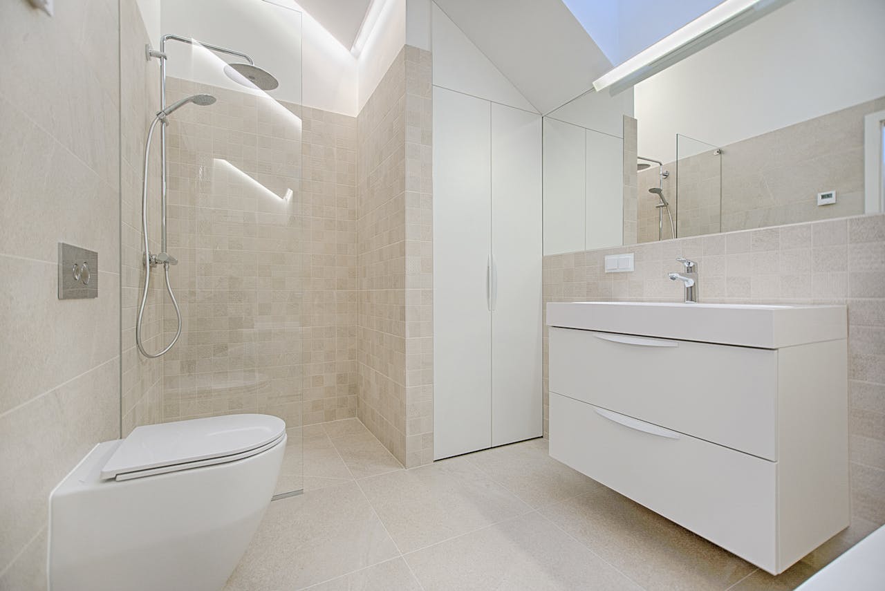 合家和家装 无障碍卫生间淋浴间装修设计图